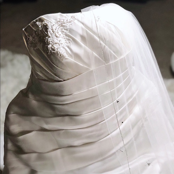 Size 16W Wedding Dresses
